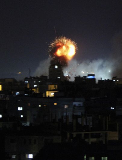 Iisraeli öine õhurünnak Rafah'le.
 