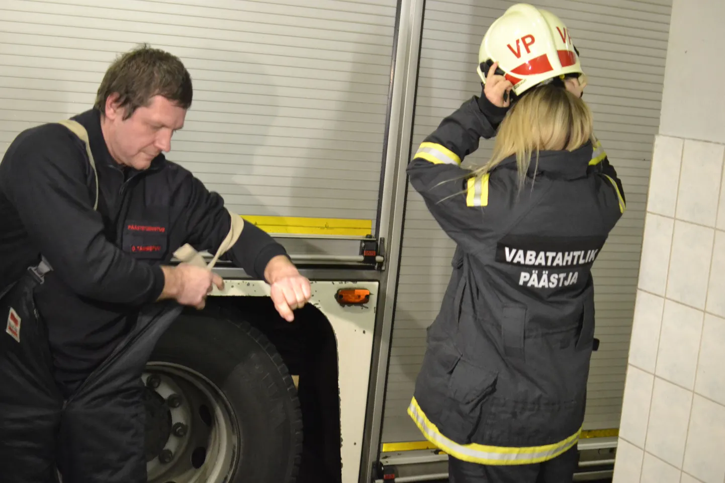 Täna täitub aasta kutseliste ja vabatahtlike päästjate ühise valveteenistuse algusest Nõmme komandos.