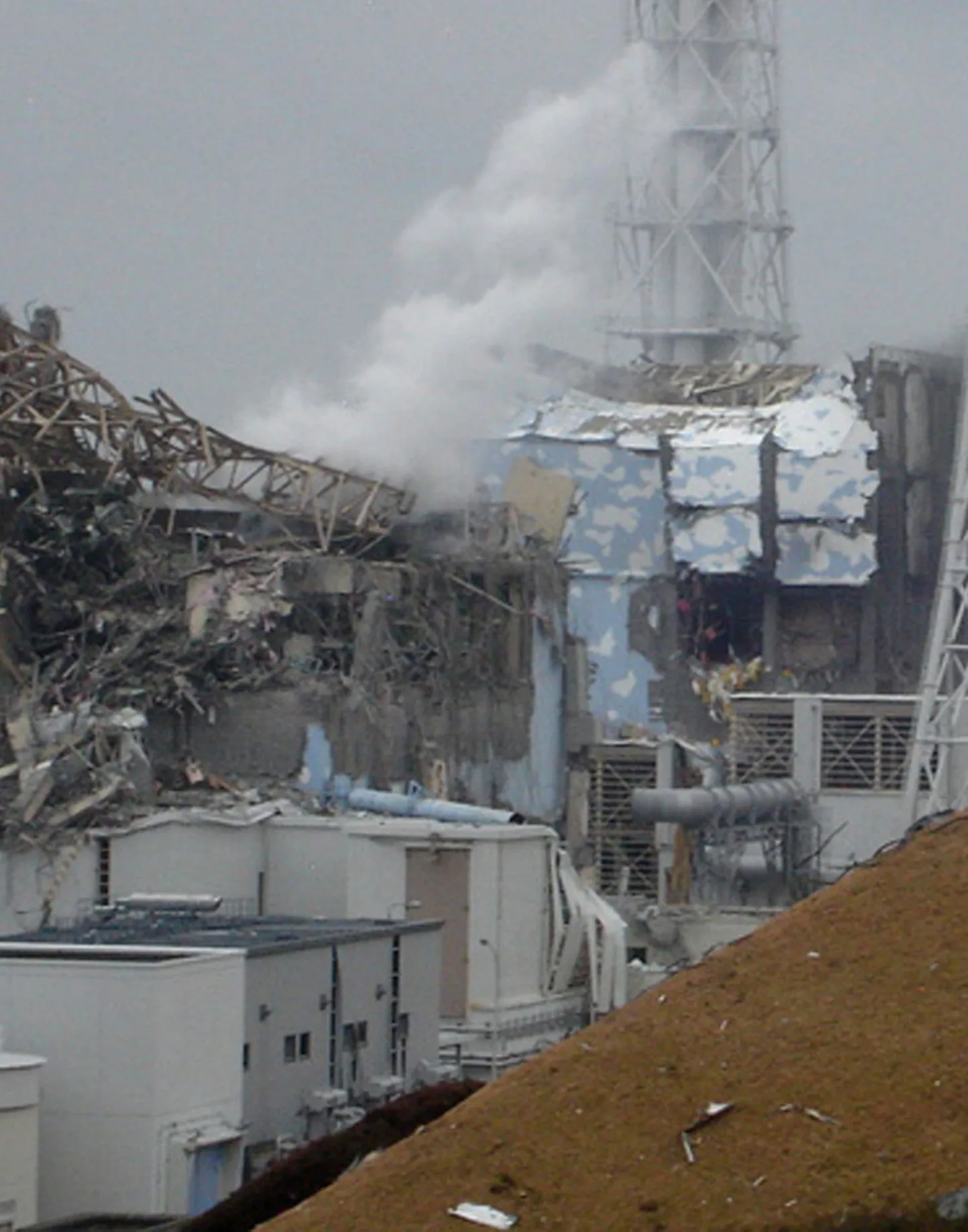 Fukushima esimese tuumajaama 3. ja 4. reaktor eile.