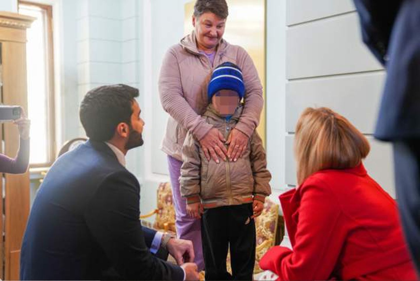 Семилетний украинский мальчик — первый ребенок, встретившийся с родными благодаря посредничеству Катара