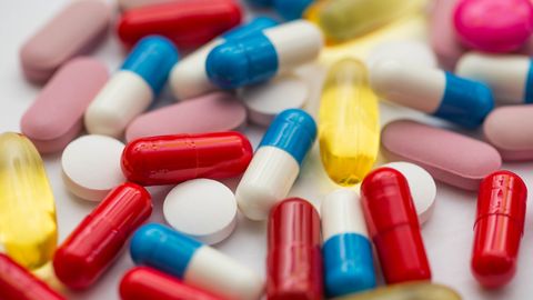 Enamasti määratakse patsiendile keskmise tugevusega antibiootikumid. Enamasti määratakse patsiendile keskmise tugevusega antibiootikumid.