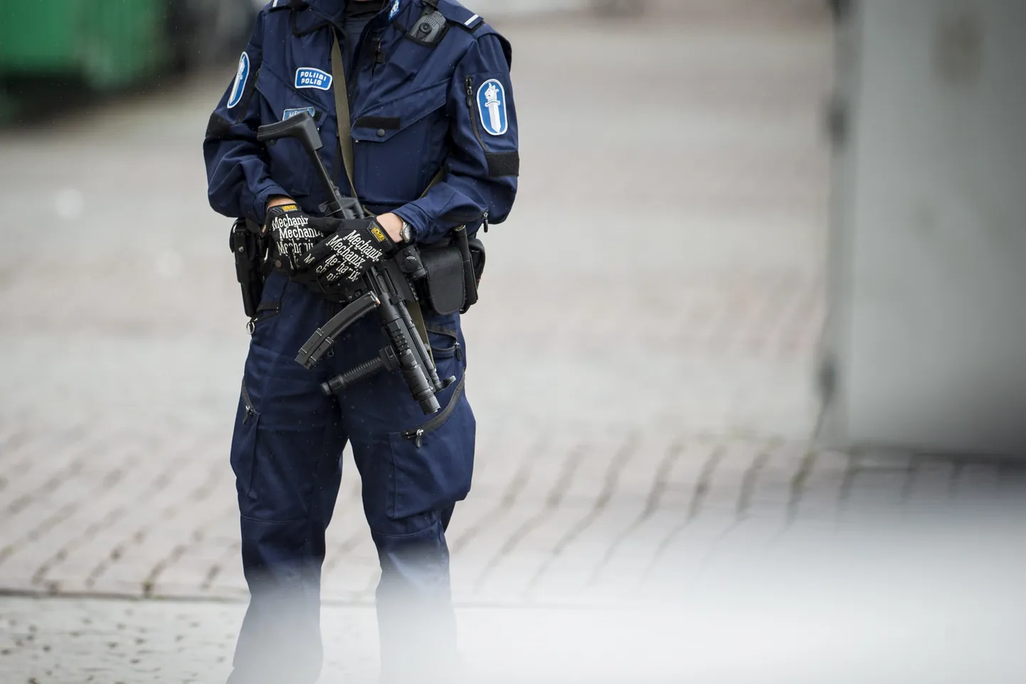 Relvastatud Soome politsei.