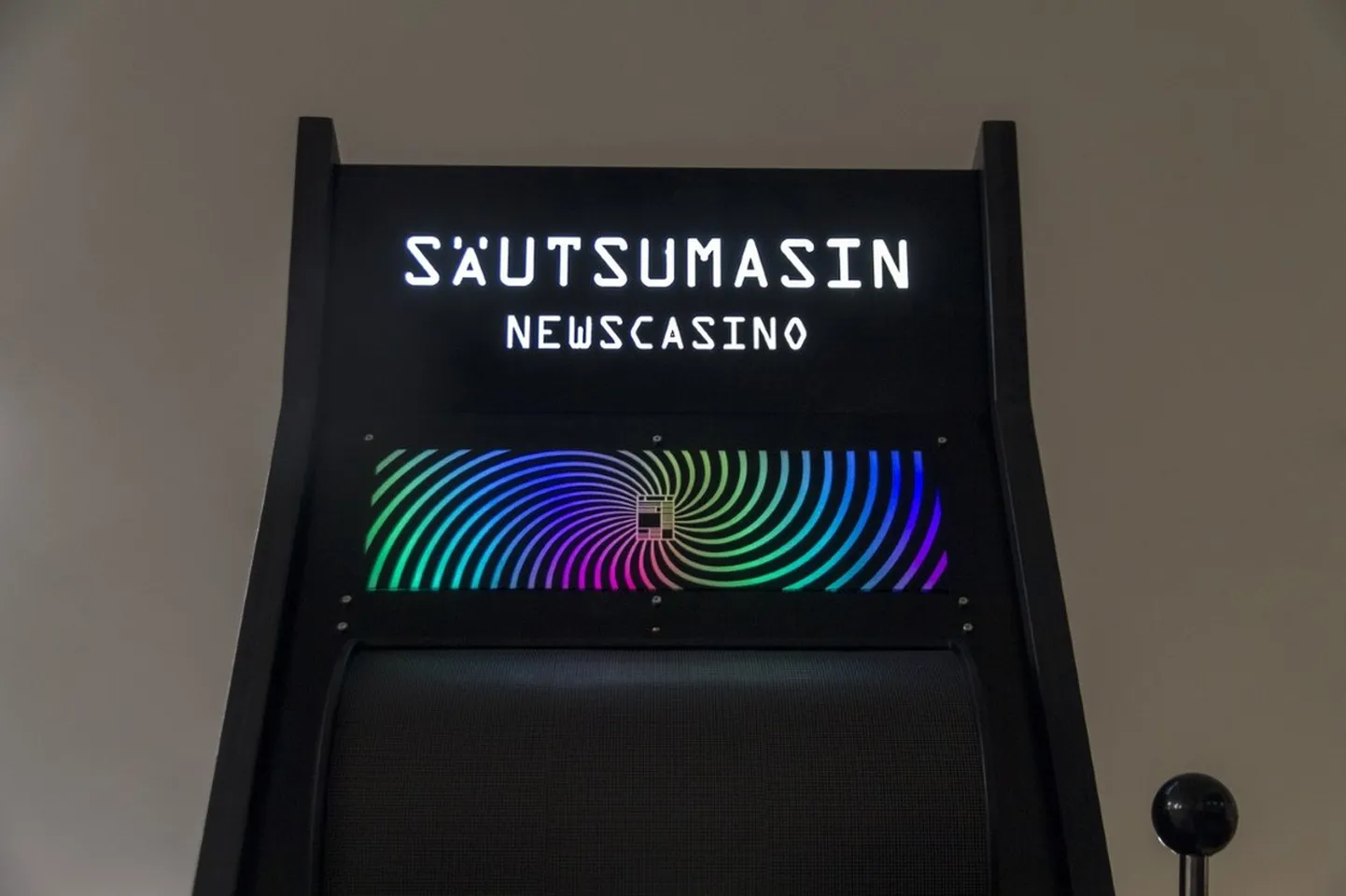 Timo Tootsi installatsioon «Säutsumasin».