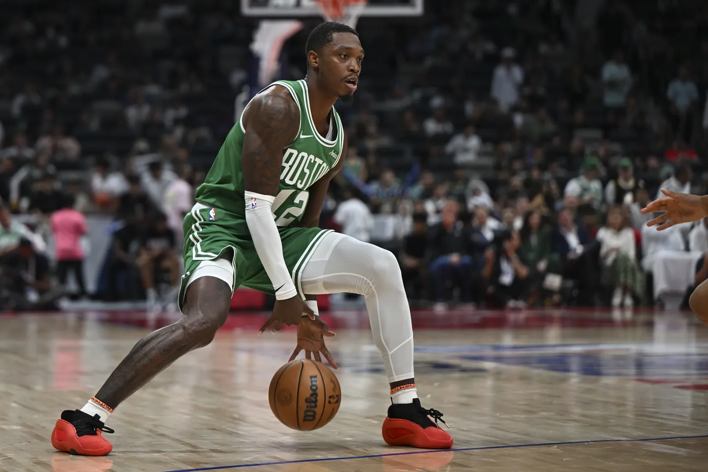 Lonnie Walker IV esindas hooaja eel valitsevat NBA meistrit Boston Celticsit.