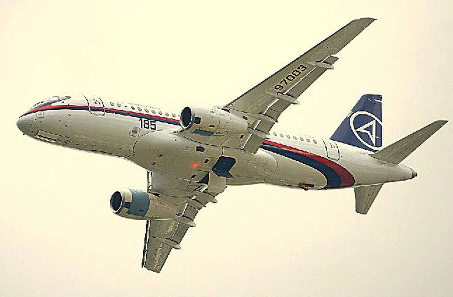 Superjet-100.