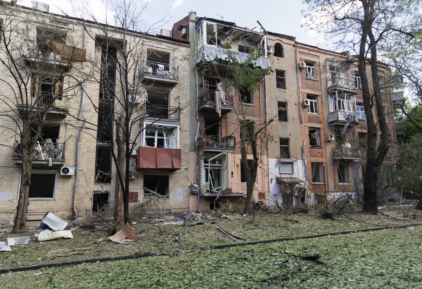 Последствия нападения российской армии на Харьков