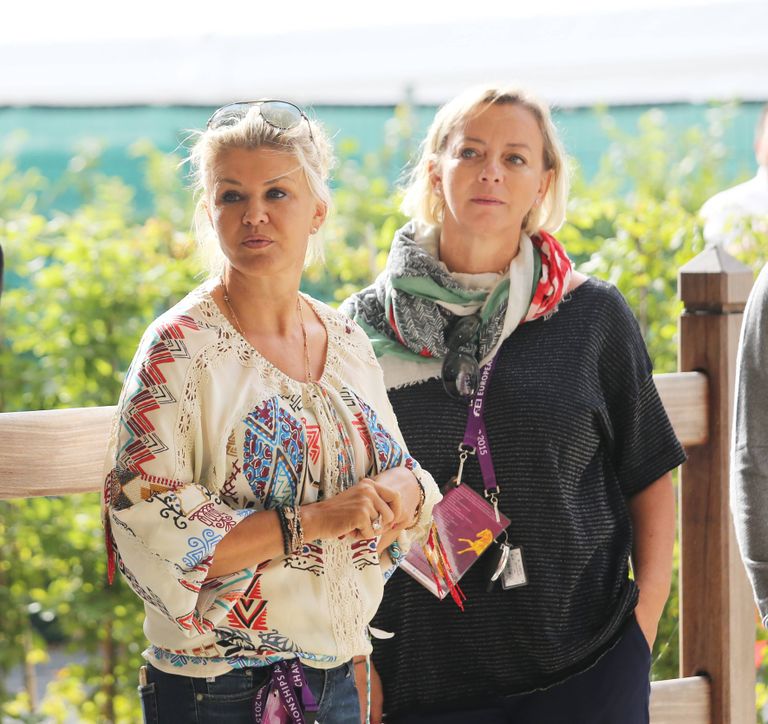 Corinna Schumacher (vasakul) ja Sabine Kehm