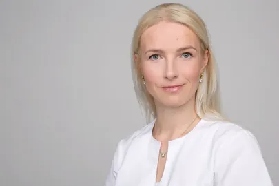Dr Kertu Ollema