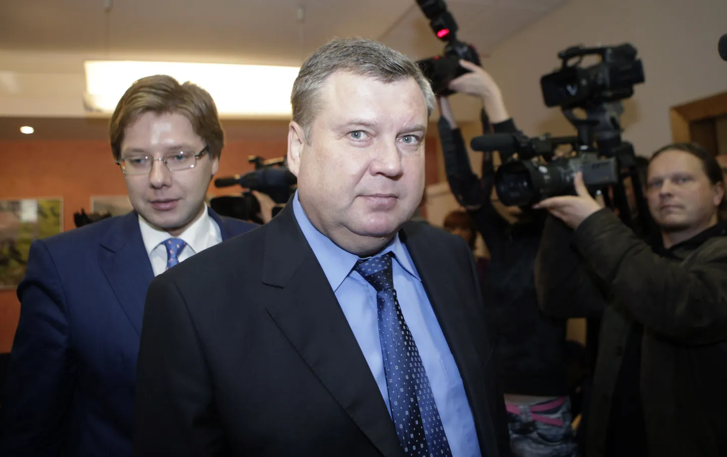 Koosmeele Keskuse juhtpoliitikud Nils Ušakovs (vasakul) ja Janis Urbanovics.