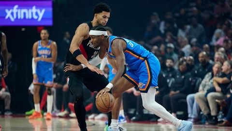 Čempione "Thunder" piedzīvo pirmo zaudējumu sezonā