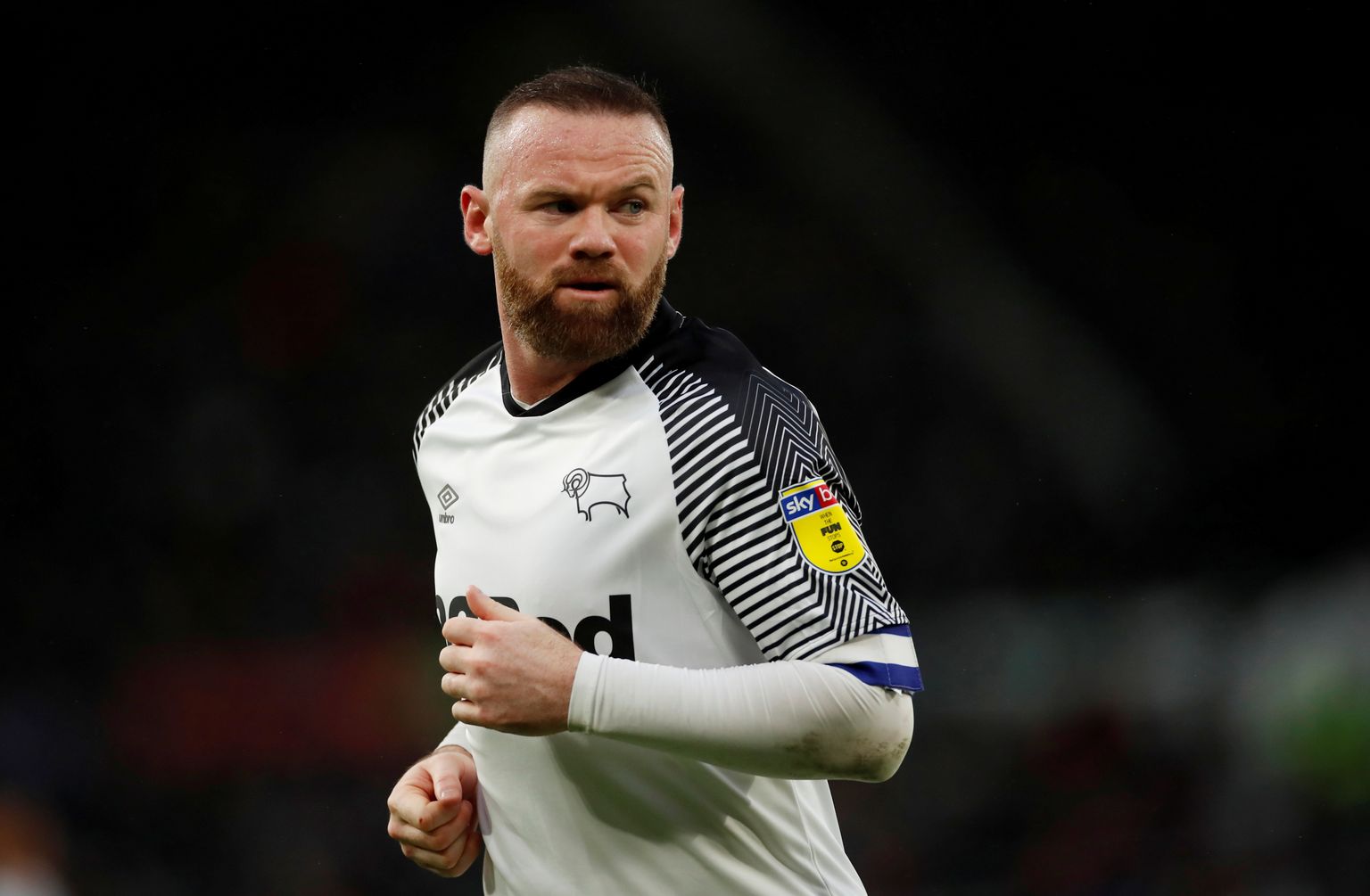 Inglismaa vutiklubi Derby County mängiv treener Wayne Rooney on üks klubi peatreeneri kandidaatidest.