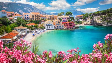 SUKELDU IMEDEMAALE ⟩ «Kreeka saarte kroonijuveel»: odav paradiis ilma rahvamassita, kuid lummava loodusega