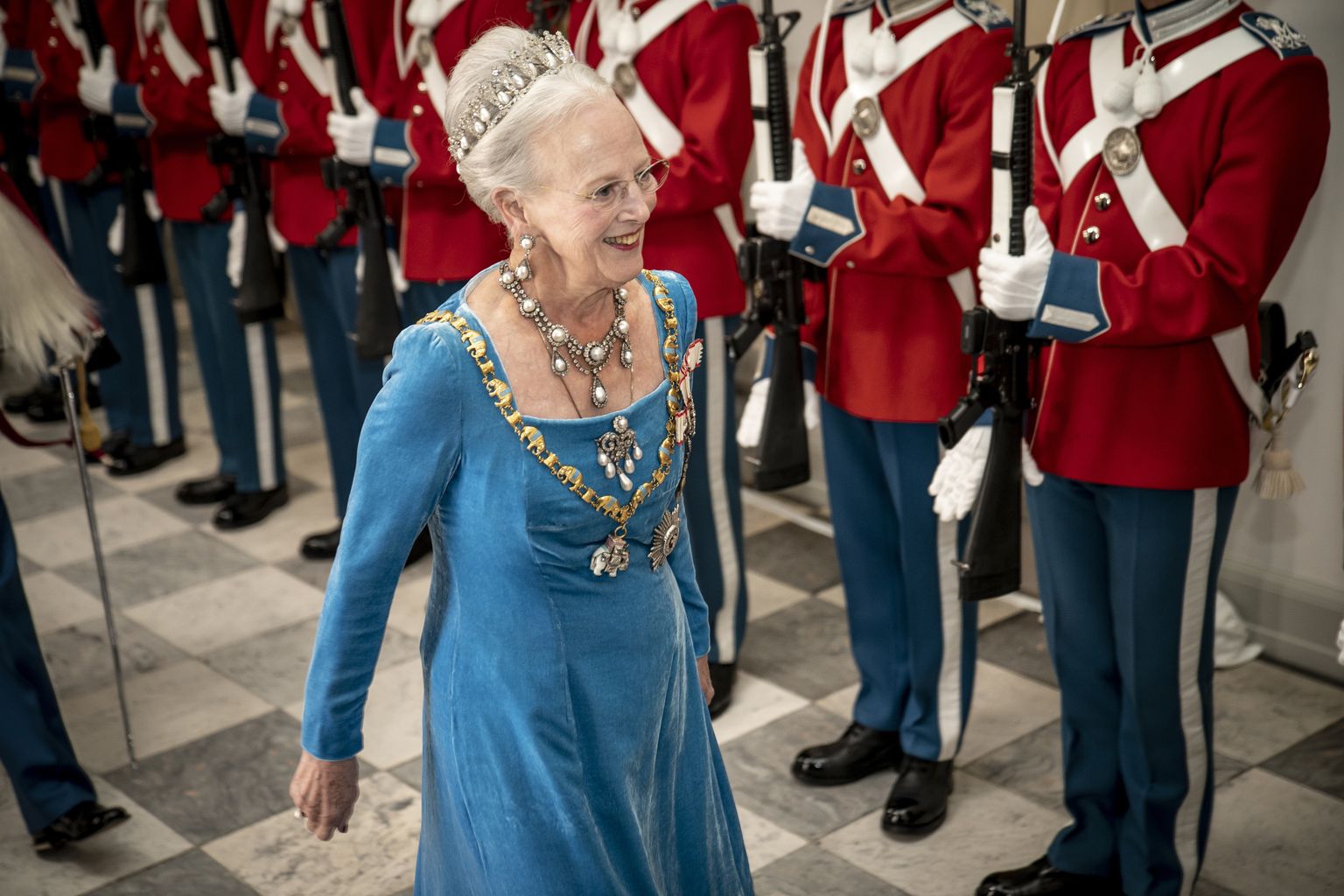 Taani kuninganna Margrethe II suundumas 11. septembril 2022 Christiansborgi palees oma 50. valitsemisaasta troonijuubeli banketile