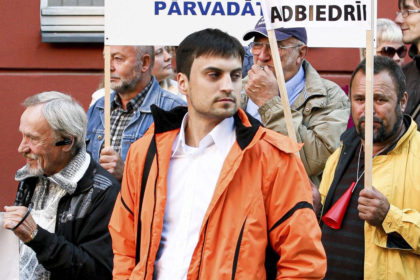 Марат Касем на демонстрации в Риге в 2015 году.