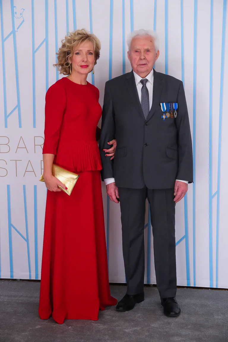 Soomepoiss Jaanus Jahilo ja tütar Anne Proos.