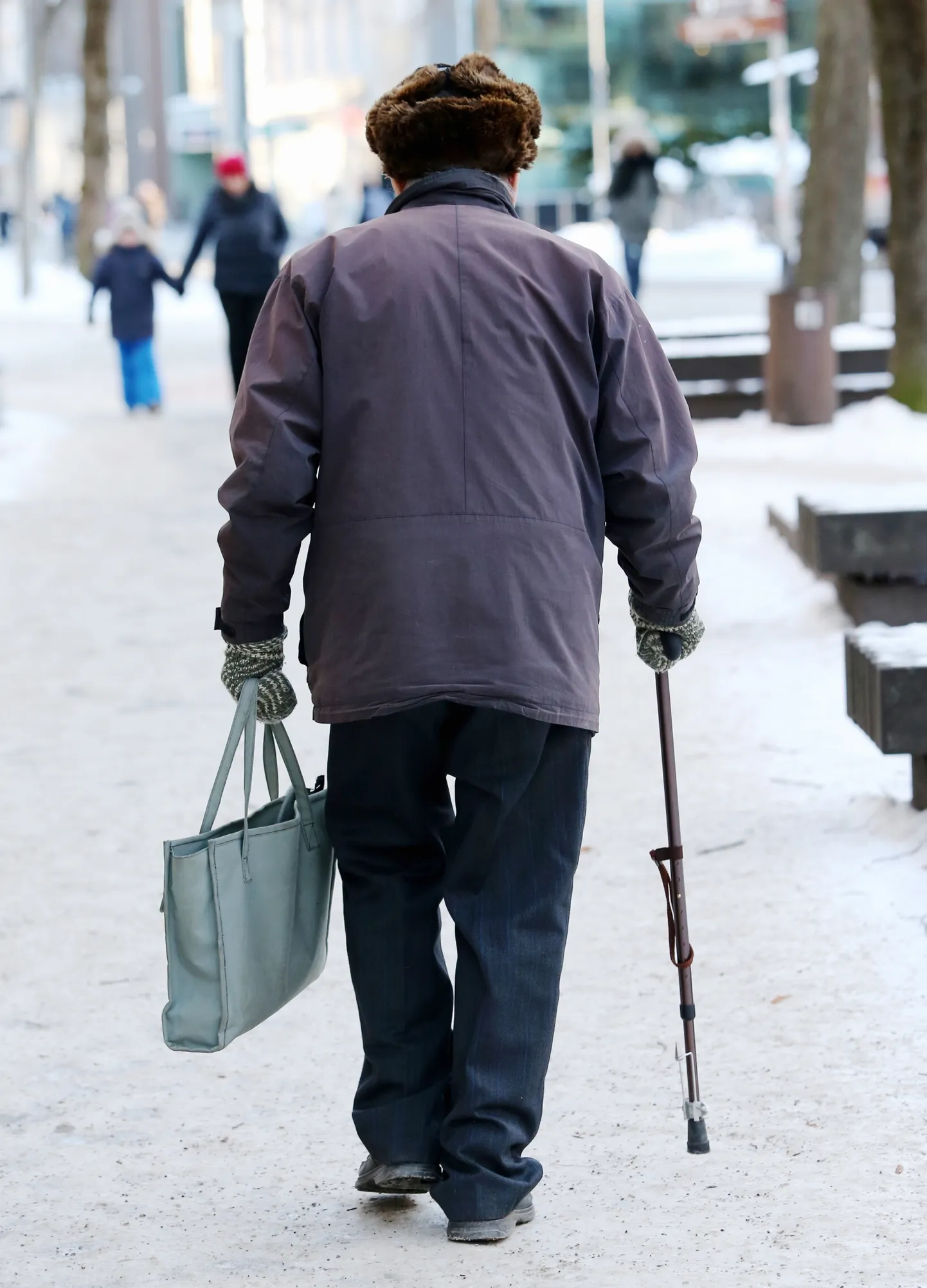 Viimase rahvaloenduse andmetel on suhteliselt kõige rohkem pikaajalise haiguse või terviseprobleemiga inimesi ootuspäraselt vanimas vanusegrupis. Foto on illustratiivne.
