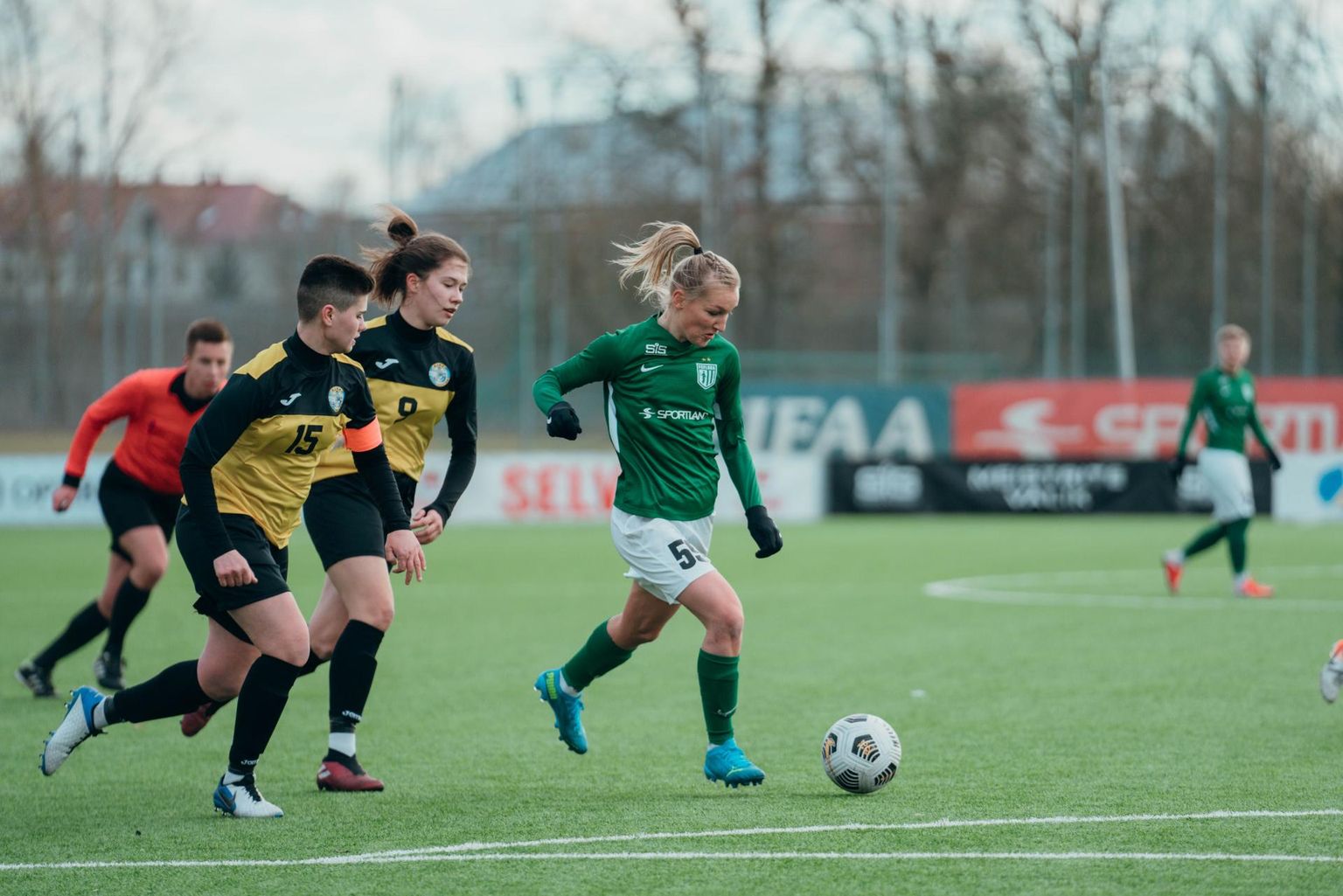 Vahepeal välismaal mänginud Lisette Tammik esindab sel hooajal taas FC Florat.