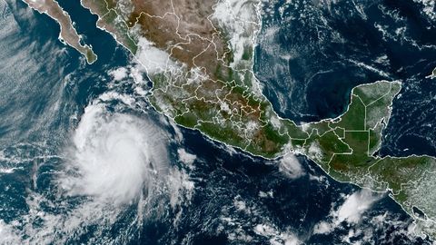 Orkaan Pamela läheneb Mehhiko rannikule