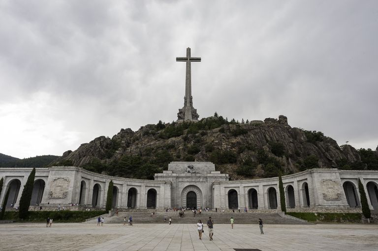 Francisco Franco mausoleum Madridi lähistel.