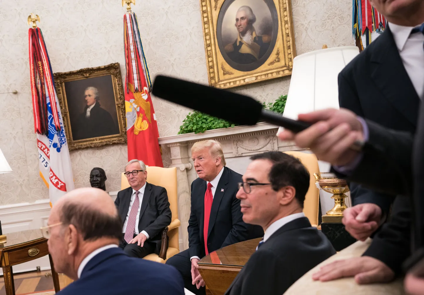 Euroopa Komisjoni juht Jean-Claude Juncker ja USA president Donald Trump kohtusid eile Valges Majas.