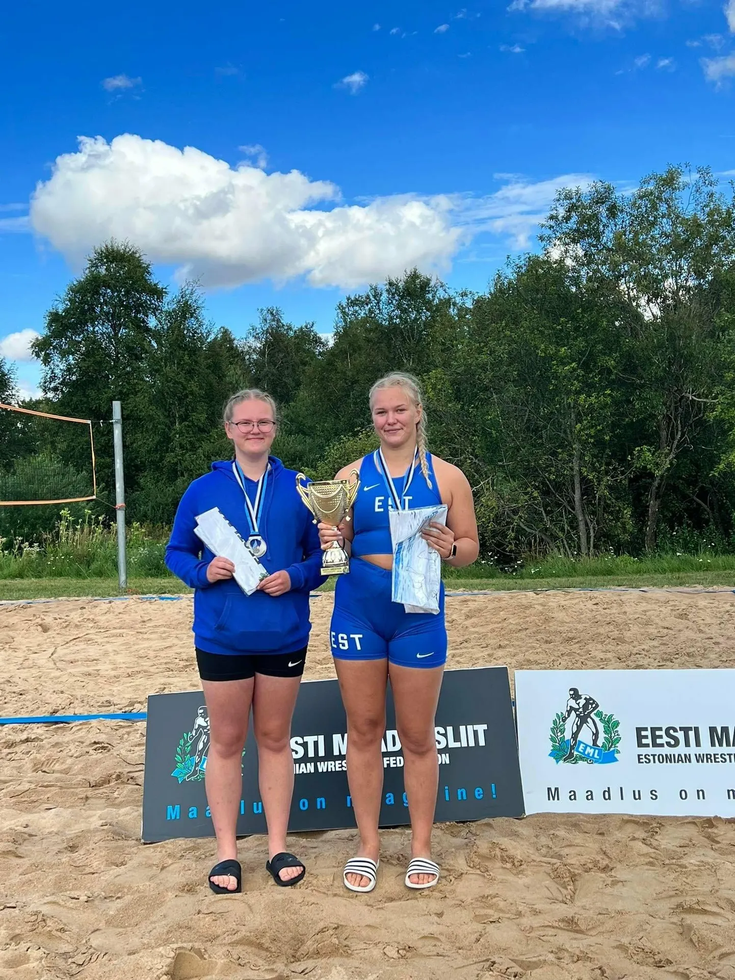 Marta Pajula (paremal) võitis kodus meistritiitli.