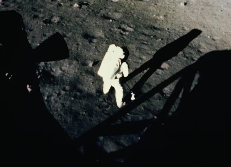 Neil Armstrong 20. juulil 1969 esimese inimesena Kuu pinnal. Foto tegi kuumooduli piloot Buzz Aldrin