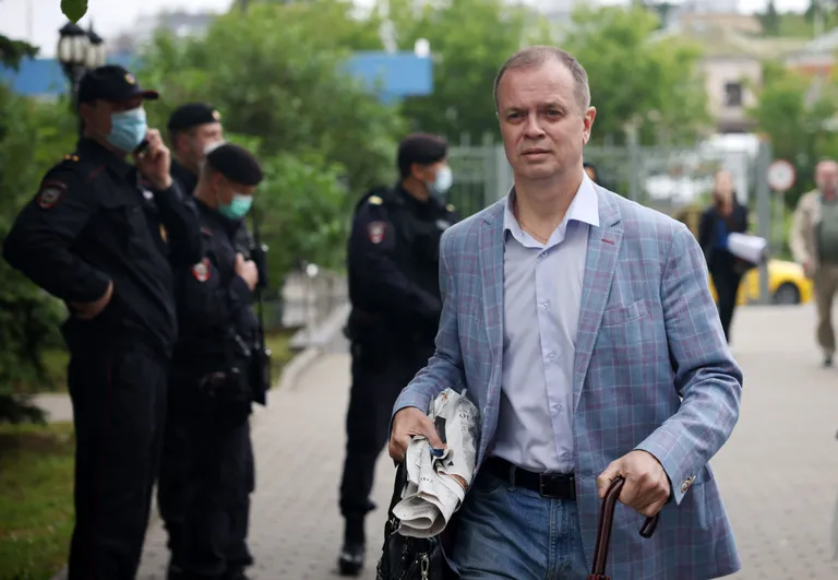 Иван Павлов в 2021 году в Москве во время участия в процессе по оспариванию признания ФБК Алексея Навального экстремистской организацией.