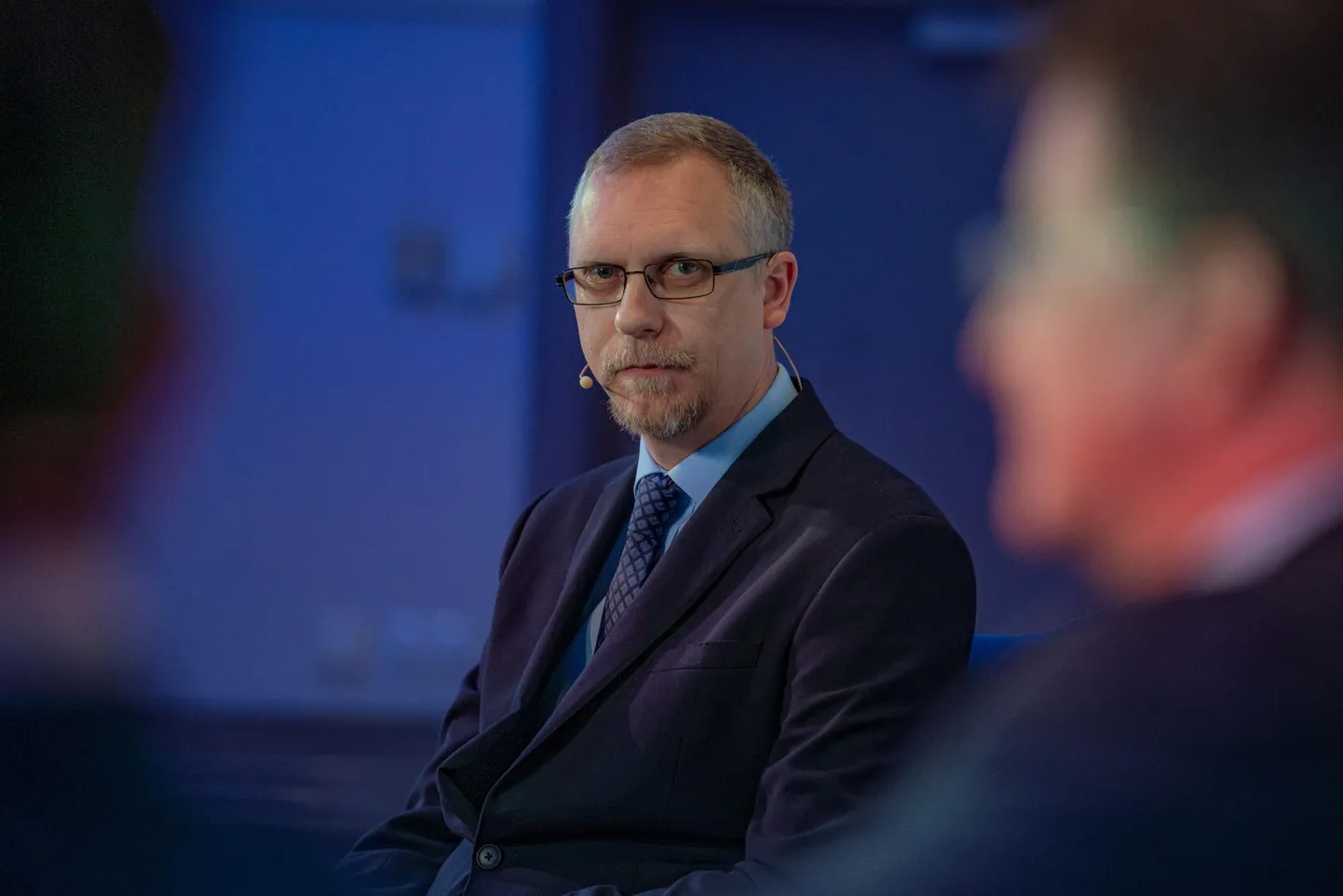 Lennart Meri konverentsil osalenud Ukraina kirjaniku ja poliitilise aktivisti Anton Šehhovtsov sõnul on parempoolsete erakondade esiletõusu taga peavooluparteide suutmatus tegeleda nii majanduskriisi kui migratsiooniküsimusega.