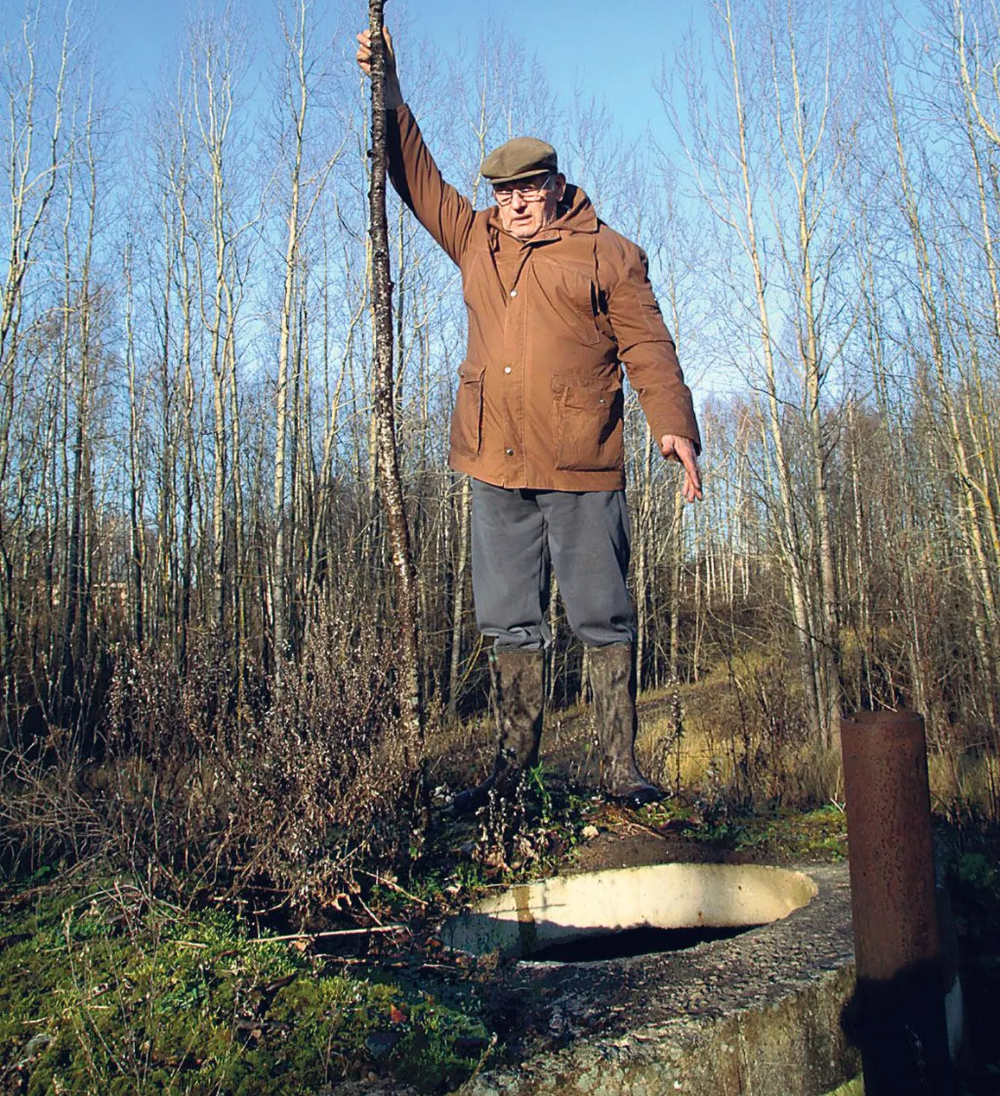 Korvpallurilgi lööks siin vesi pea kohal kokku, nagu kohalik elanik Jüri Peetsalu roikaga mõõtes välja selgitas.