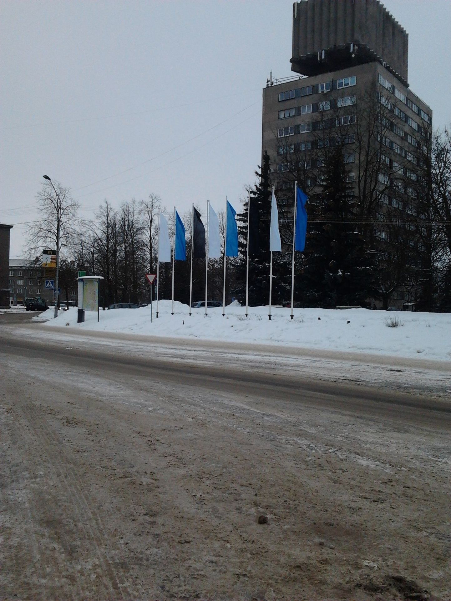 Lipud Narvas.
