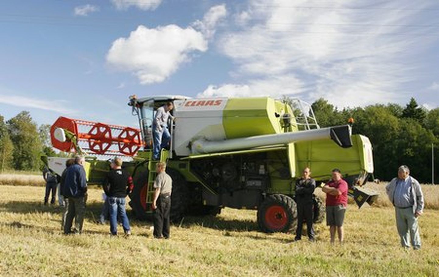 Konekesko põllumajandusmasinate tutvustus põllumeestele