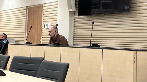 Koolidirektori mõrvarlik kambajõmm Aivo Vološin seisis taas kohtu ees: mees sai lisakaristuse