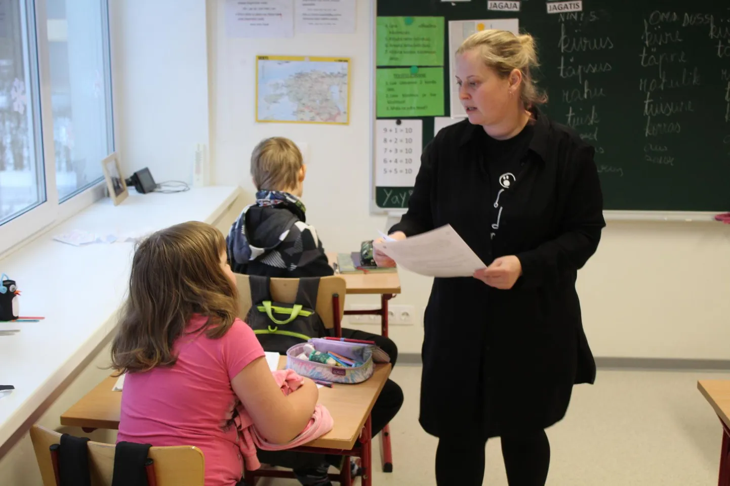 Kristlin Läänemägi on koolis nii klassiõpetaja kui ka streigijuht.