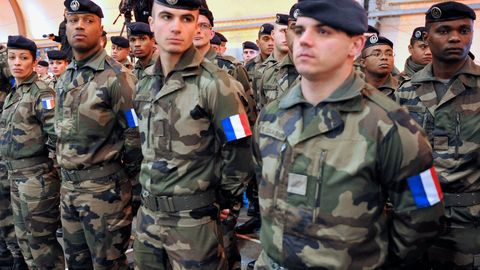 Prantsusmaa saatis Uus-Kaledooniasse sõdurid