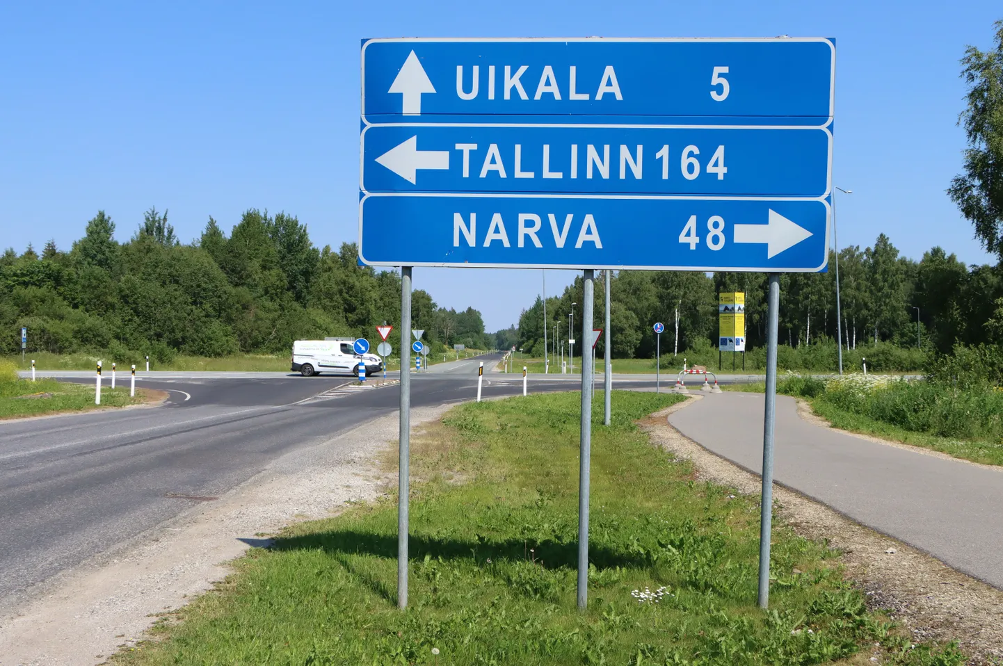Уйкалаский перекресток на шоссе Таллинн-Нарва.