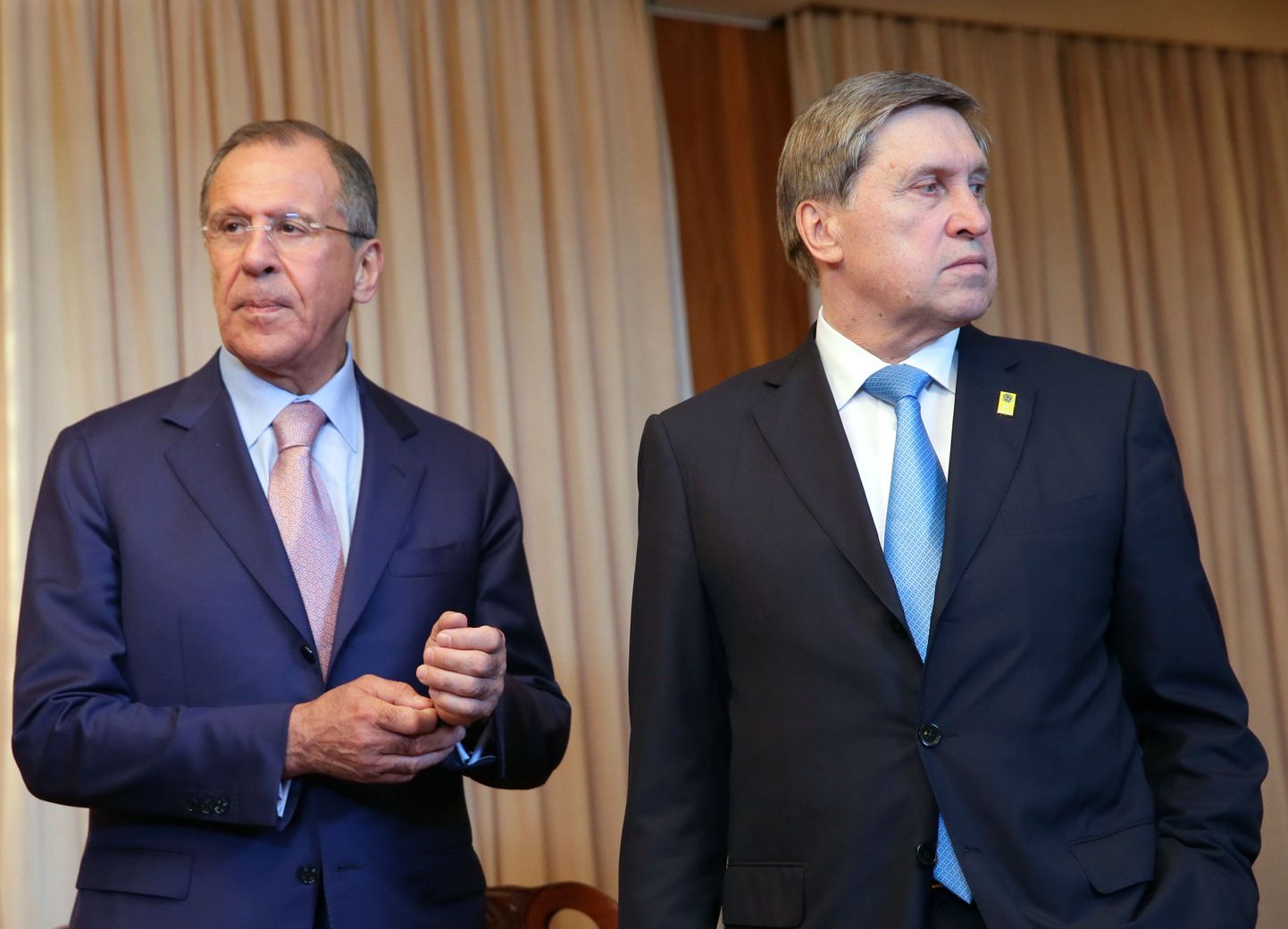 Venemaa välisminister Sergei Lavrov (vasakul) ja  president Vladimir Putini abi Juri Ušakov.