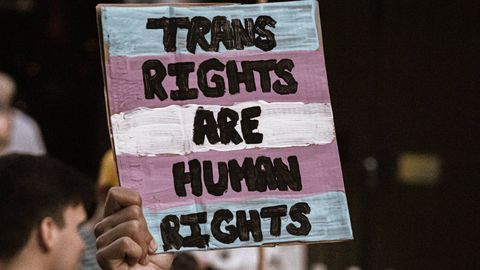 ÜLEVAADE ⟩ USA vandenõuveskid jahvatavad alusetut transfoobiat