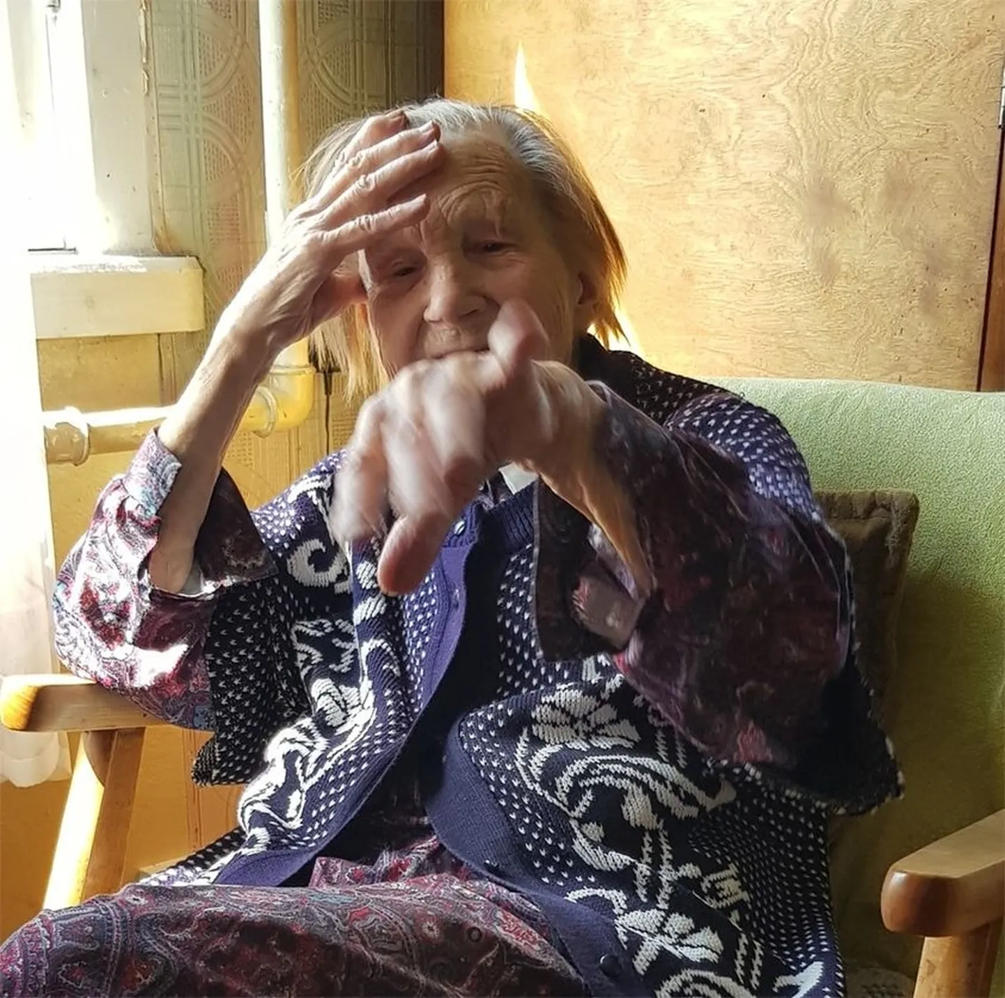 Kunstnik Guara Muuga mõne aasta eest oma kodus.