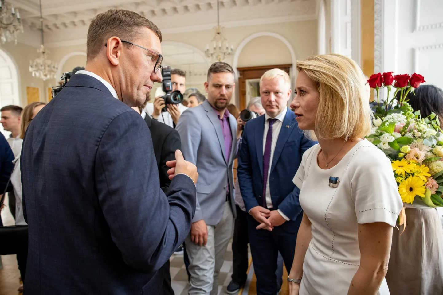 Peaminister Kristen Michali juhitav valitsus jätkab Kaja Kallase ametiajal valitud suunda: riigi tulusid tuleb suurendada, ainsa alternatiivina nähakse väga valusaid kärpeid.