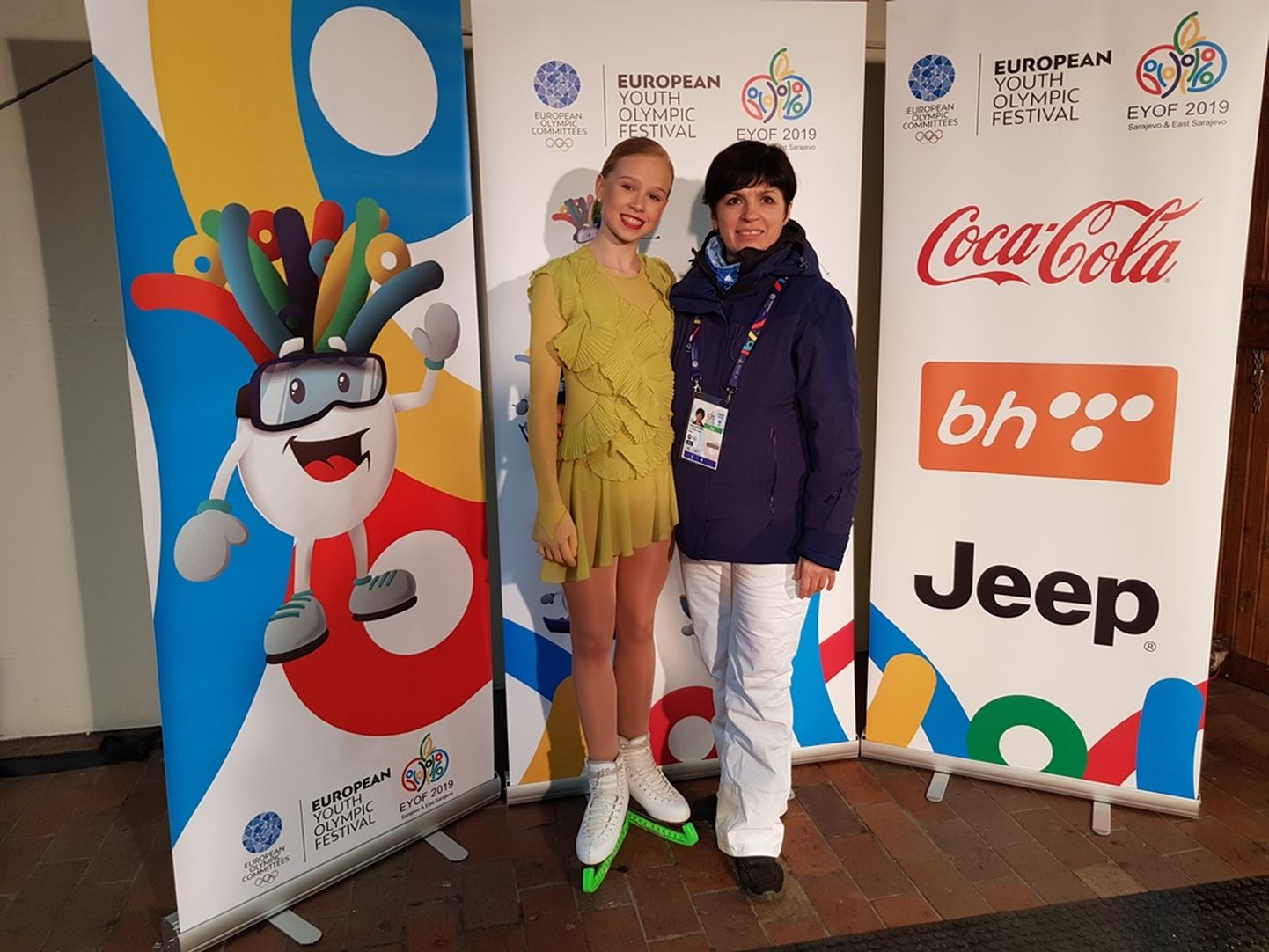 Eva-Lotta Kiibus (vasakul) koos treeneri Anna Levandiga.