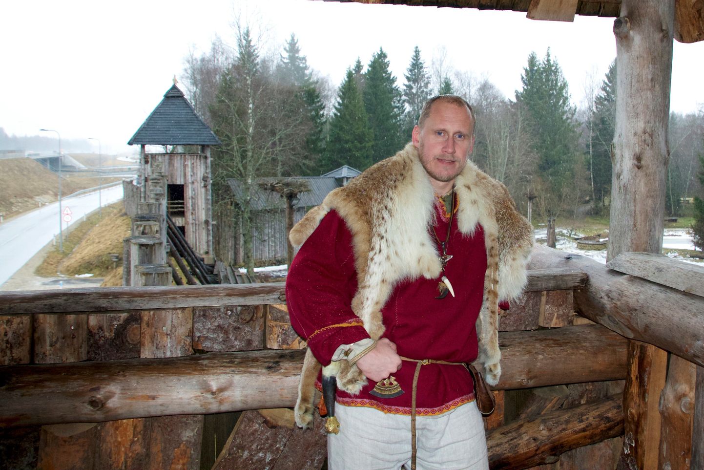 Viikingiküla asutaja Steve Hindrekson on suur ajaloohuviline ja viikingite kultuuri austaja.