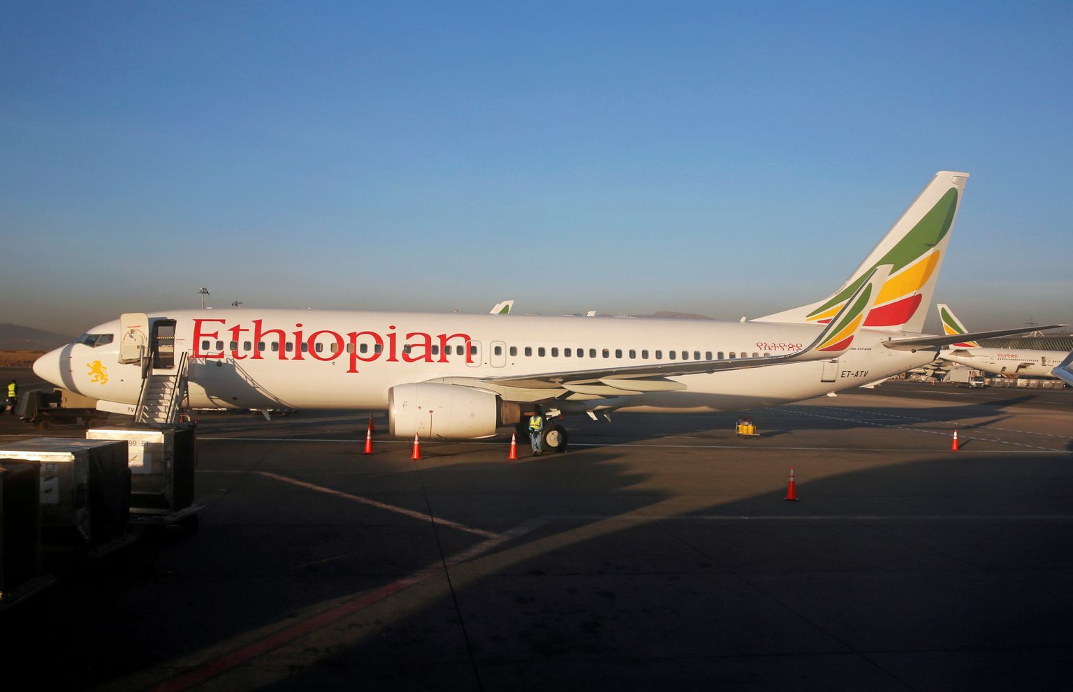 "Ethiopian Airlines" lidmašīna "Boeing 737 MAX 8".