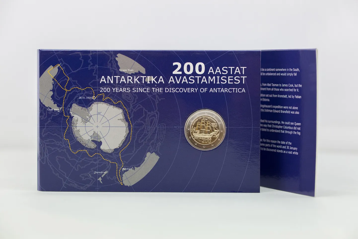 Antarktika avastamise 200. aastapäevale pühendatud 2-eurone münt.