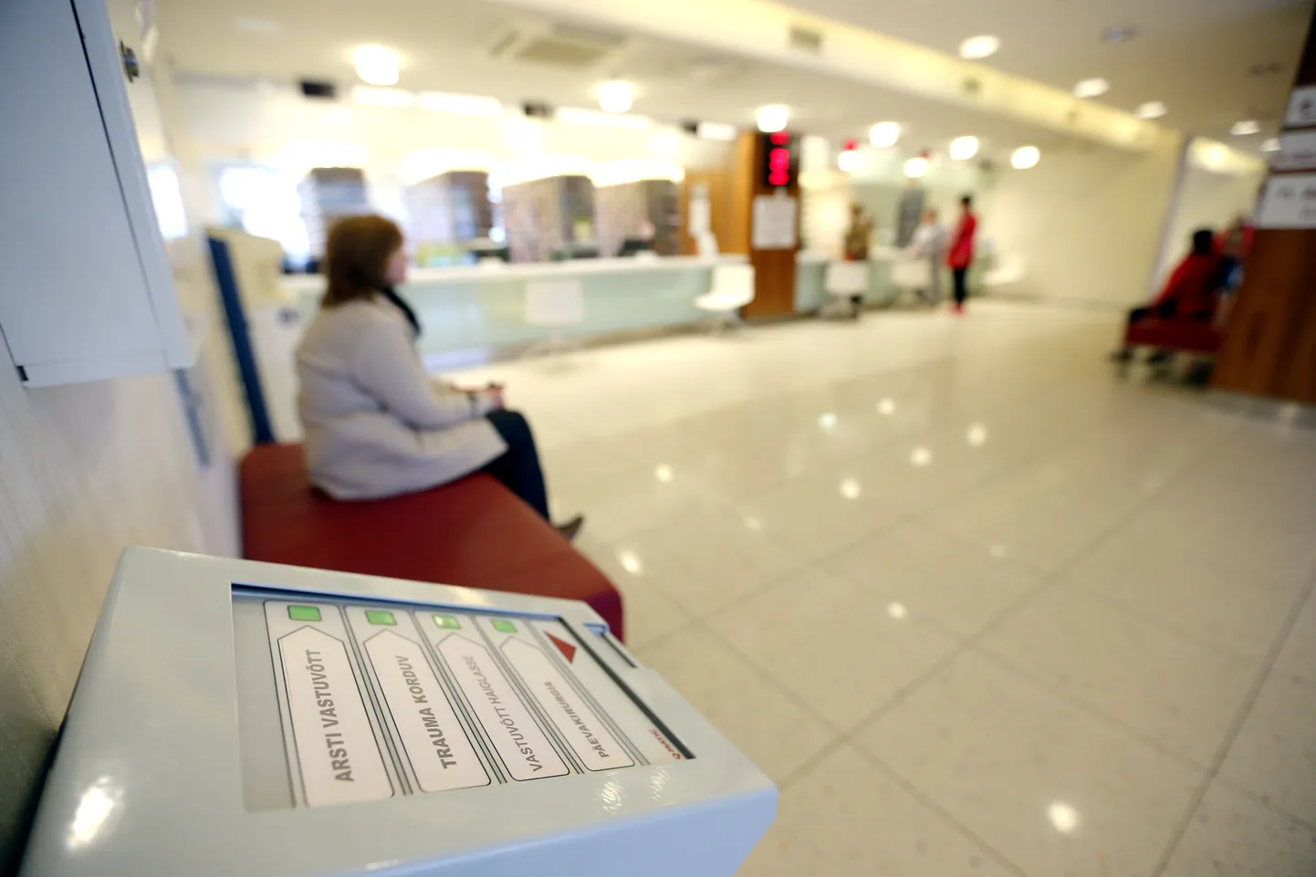 Järjekorraaparaat Tartu ülikooli kliinikumi registratuuris