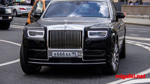 Дорогущий автомобиль российского миллиардера разъезжает по улицам Таллинна