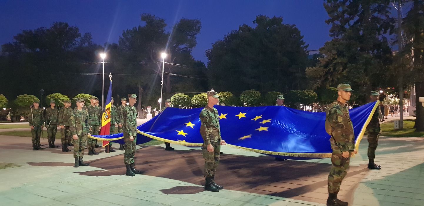 Кишинев, август 2023 года. Подготовка к параду по случаю Дня Независимости Молдовы.