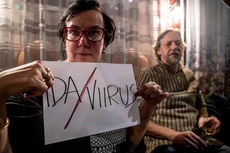 У Катри Райк с каламбурами, между прочим, тоже все в порядке.