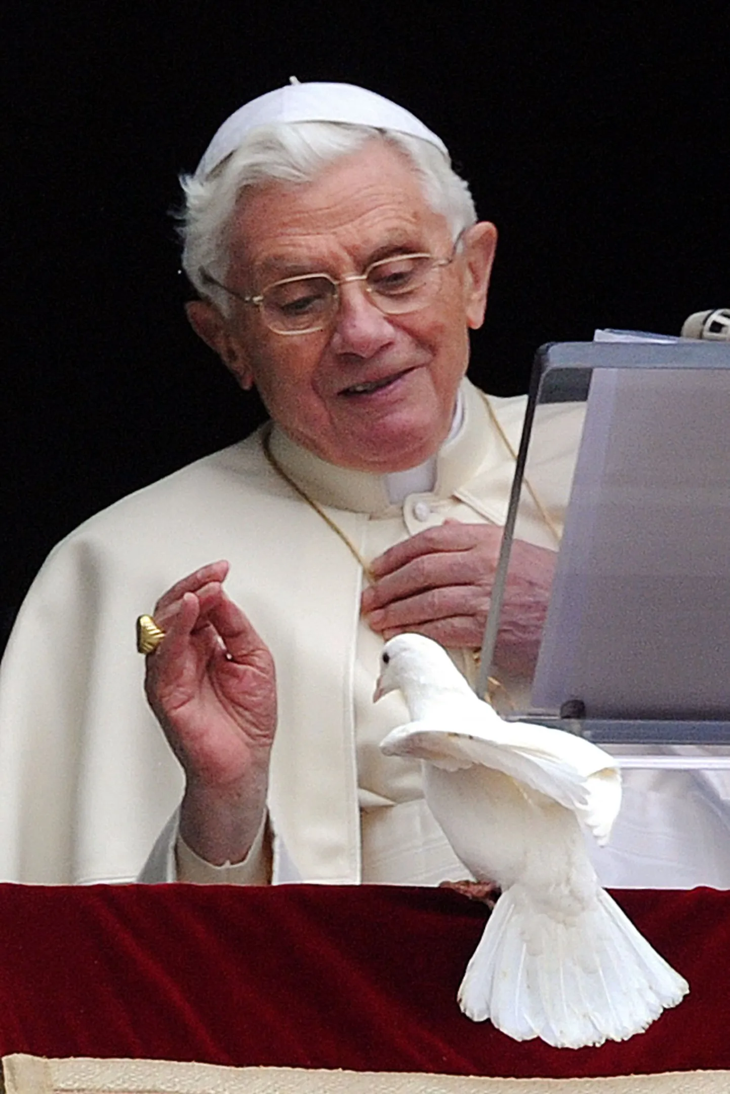 Paavst Benedictus XVI