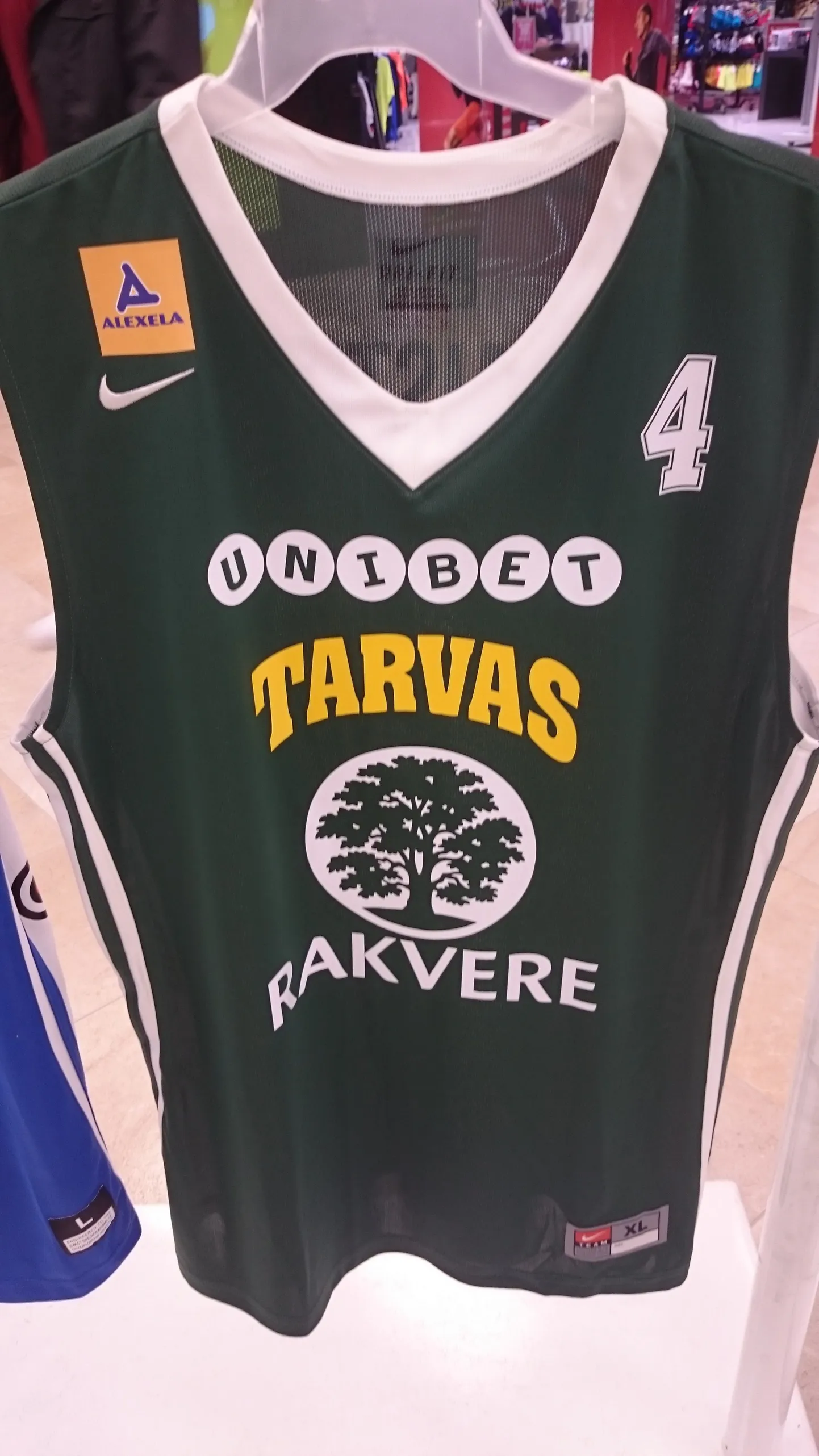 Korvpalliklubi Rakvere Tarvas esitles uut vormi.