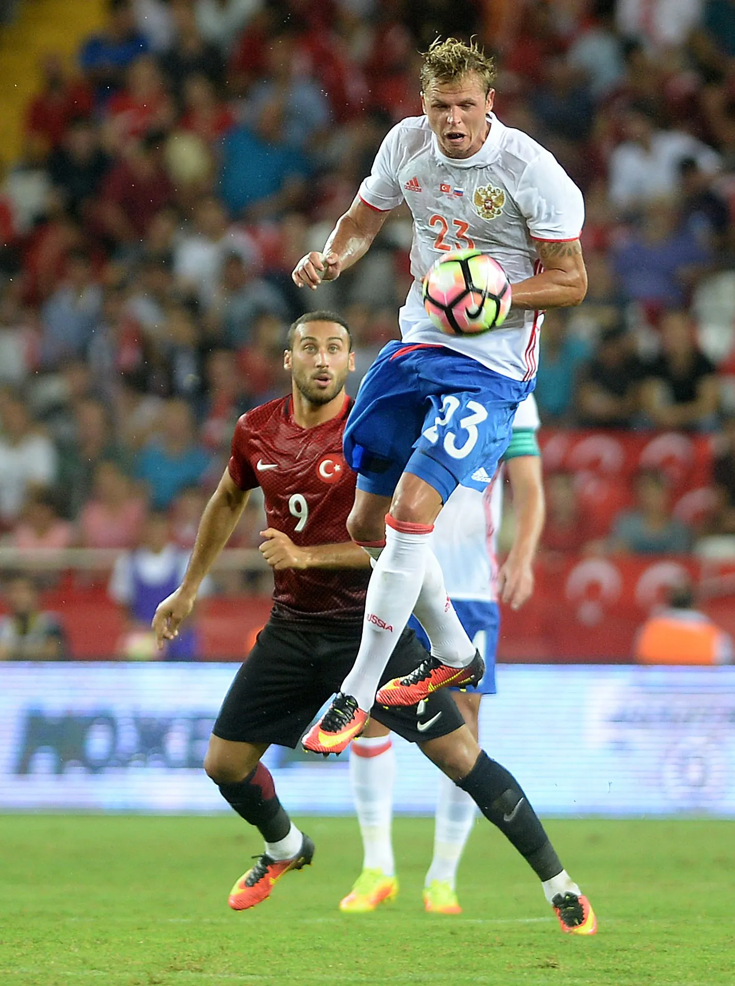 Дмитрий Тарасов в матче против Турции.